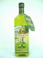 大統公司標榜「Extra virgin olive oil」的特級初榨橄欖油。 （來源：官方網站。）